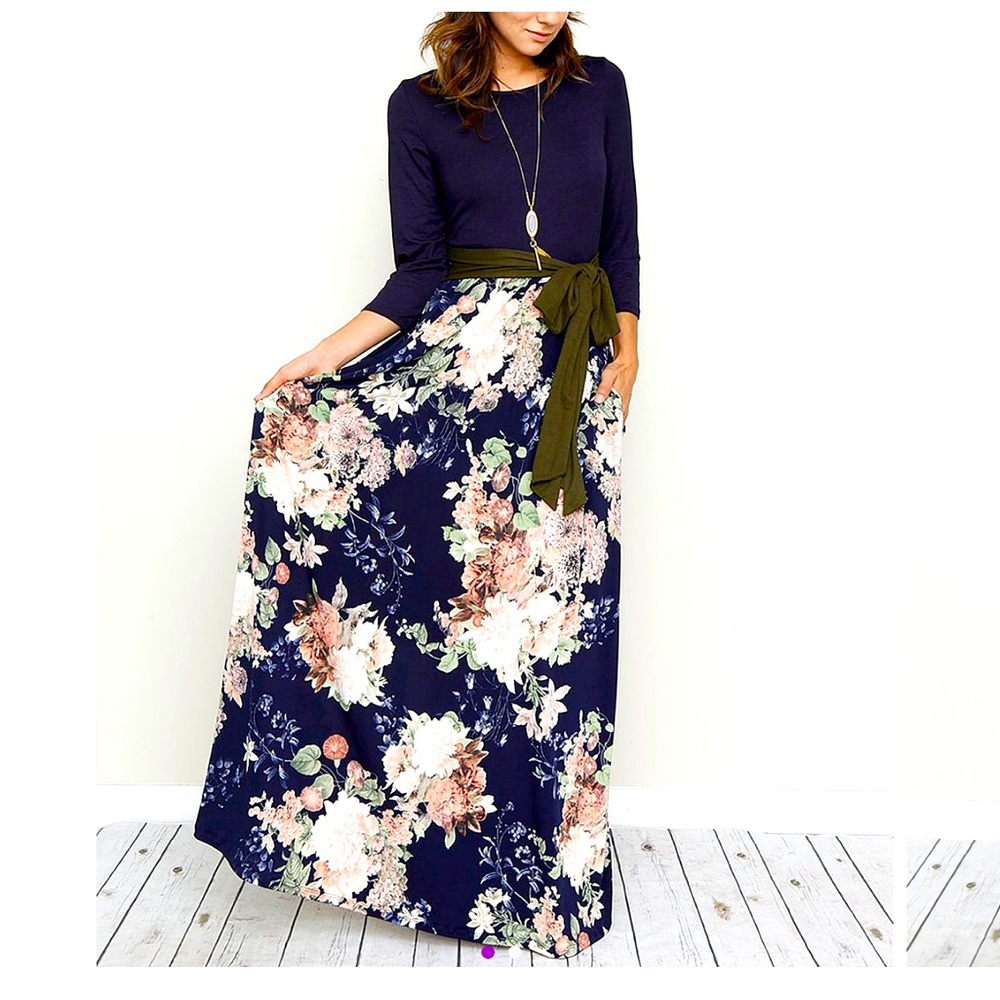 Navy & Floral pocket maxi dress with tie waist.